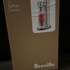 Breville InFizz Fusion in Silver and Red